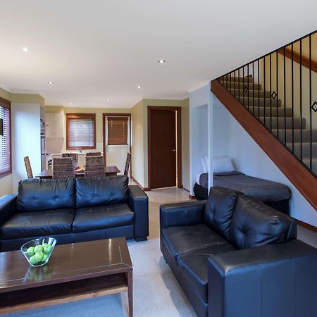 Best Western Colonial Village Motel Γουόρναμπουλ Εξωτερικό φωτογραφία