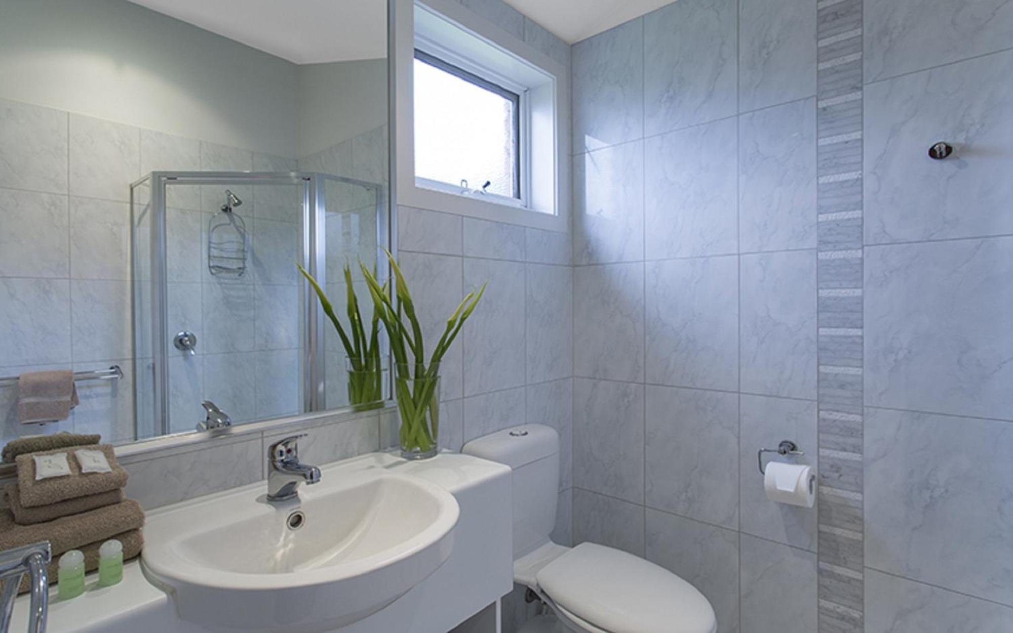Best Western Colonial Village Motel Γουόρναμπουλ Δωμάτιο φωτογραφία