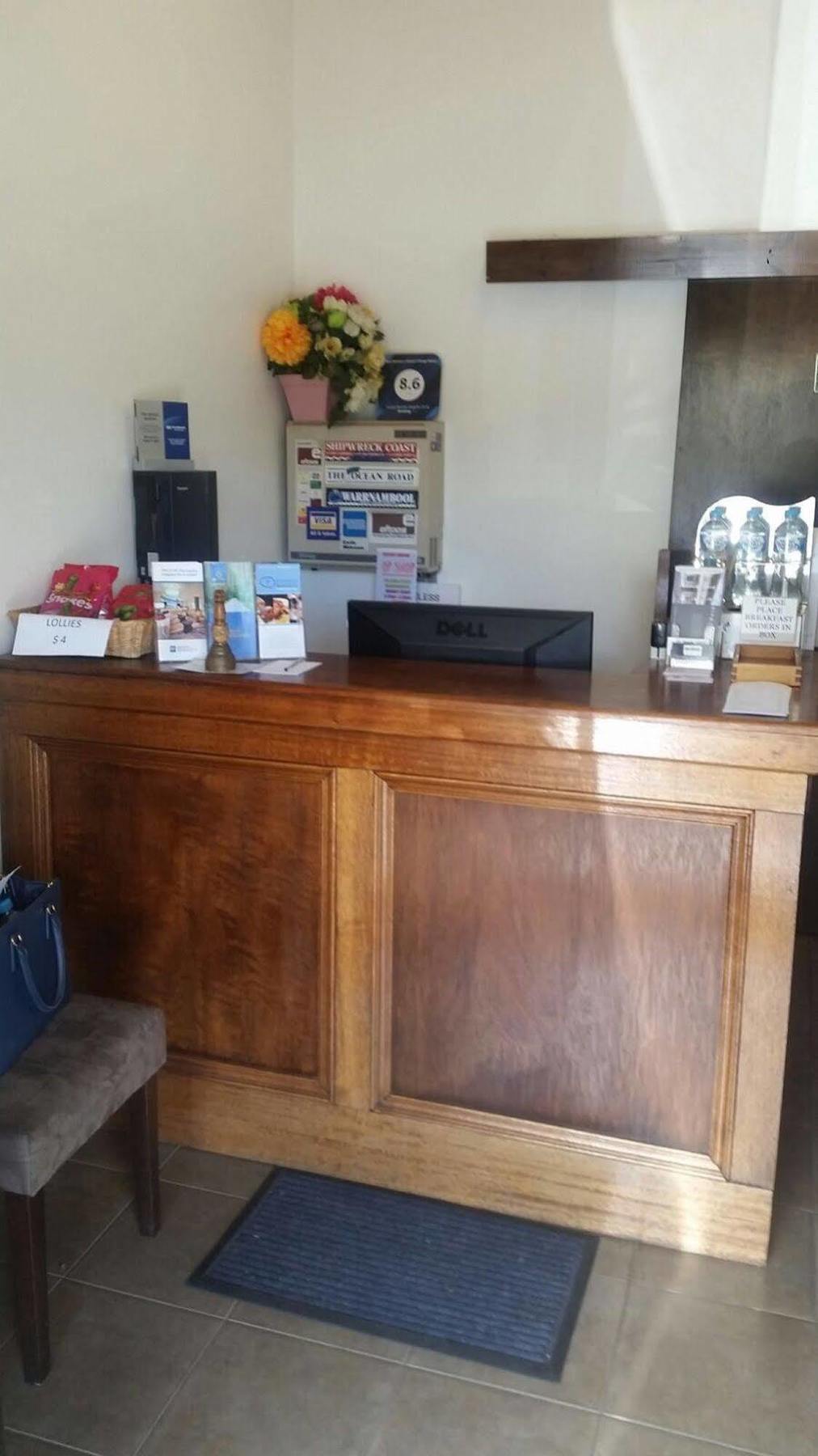 Best Western Colonial Village Motel Γουόρναμπουλ Εξωτερικό φωτογραφία
